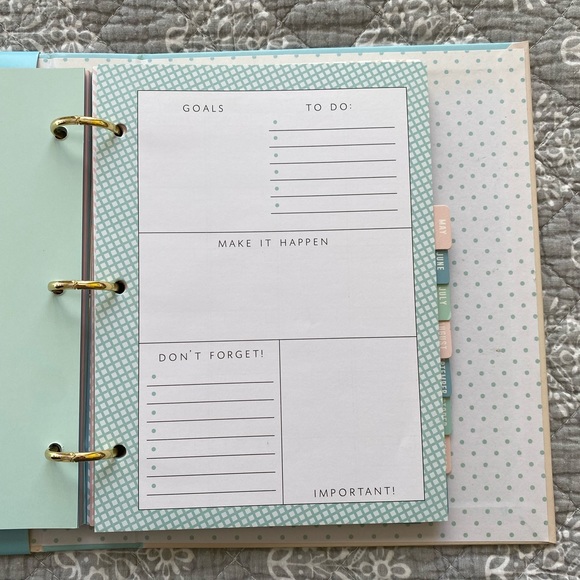 Creative you binder planner! - Picture 7 of 7